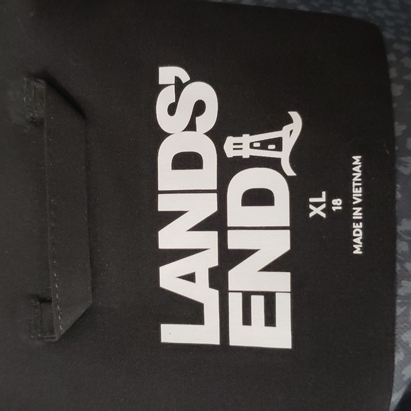 Lands' End Hooded Black Rain Jacket - Picture 12 of 15